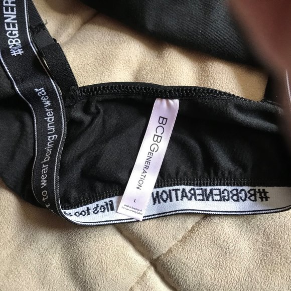 BCBG SPORTS BRA - Picture 2 of 2